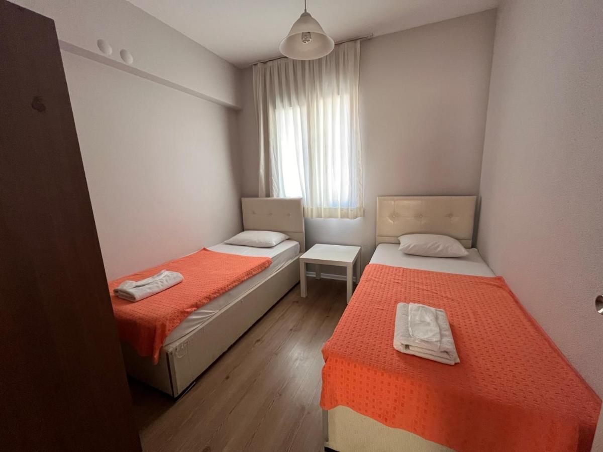 Apartment Deka Evleri