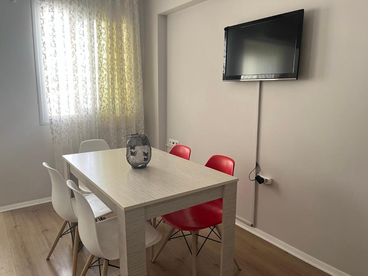 Apartment Deka Evleri